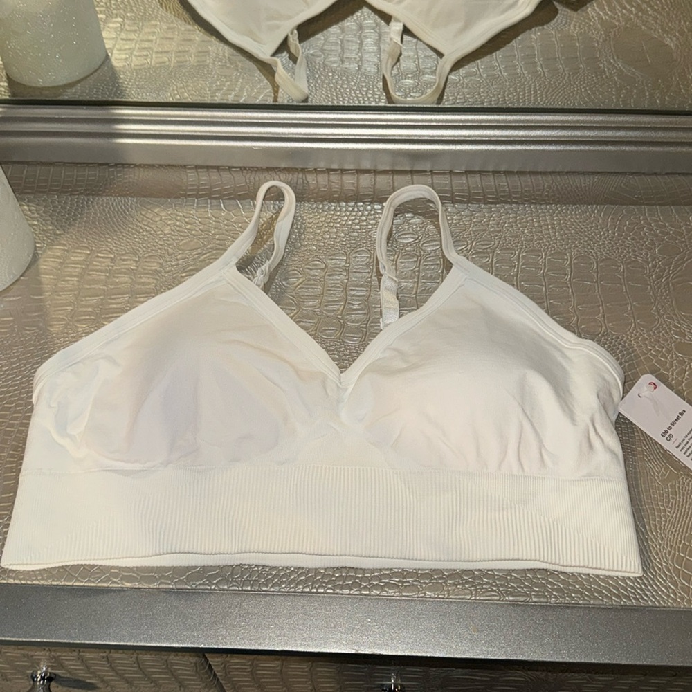 Lululemon Ebb to Street C/D Bra